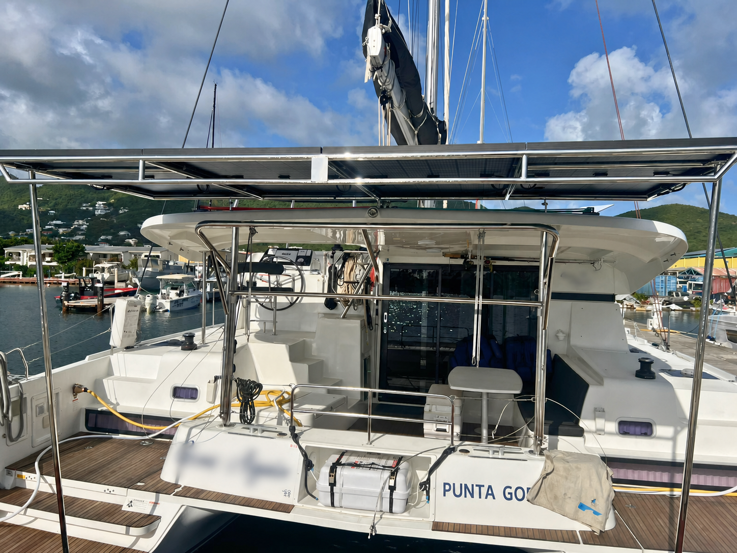 Completed catamaran solar installation in St. Maarten